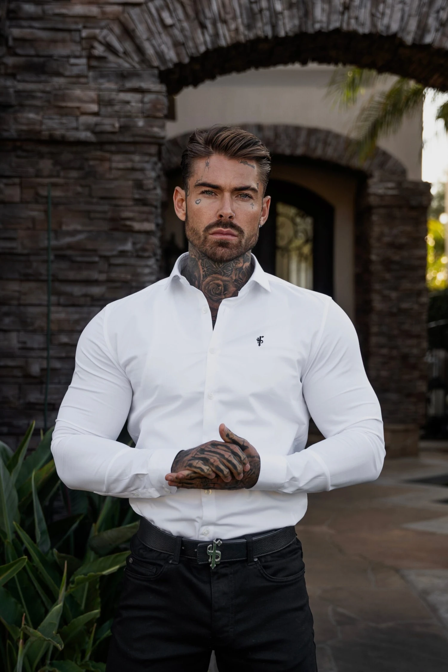 FS Relaxed White Long Sleeve With Cutaway Collar - FS1080 - Image 2