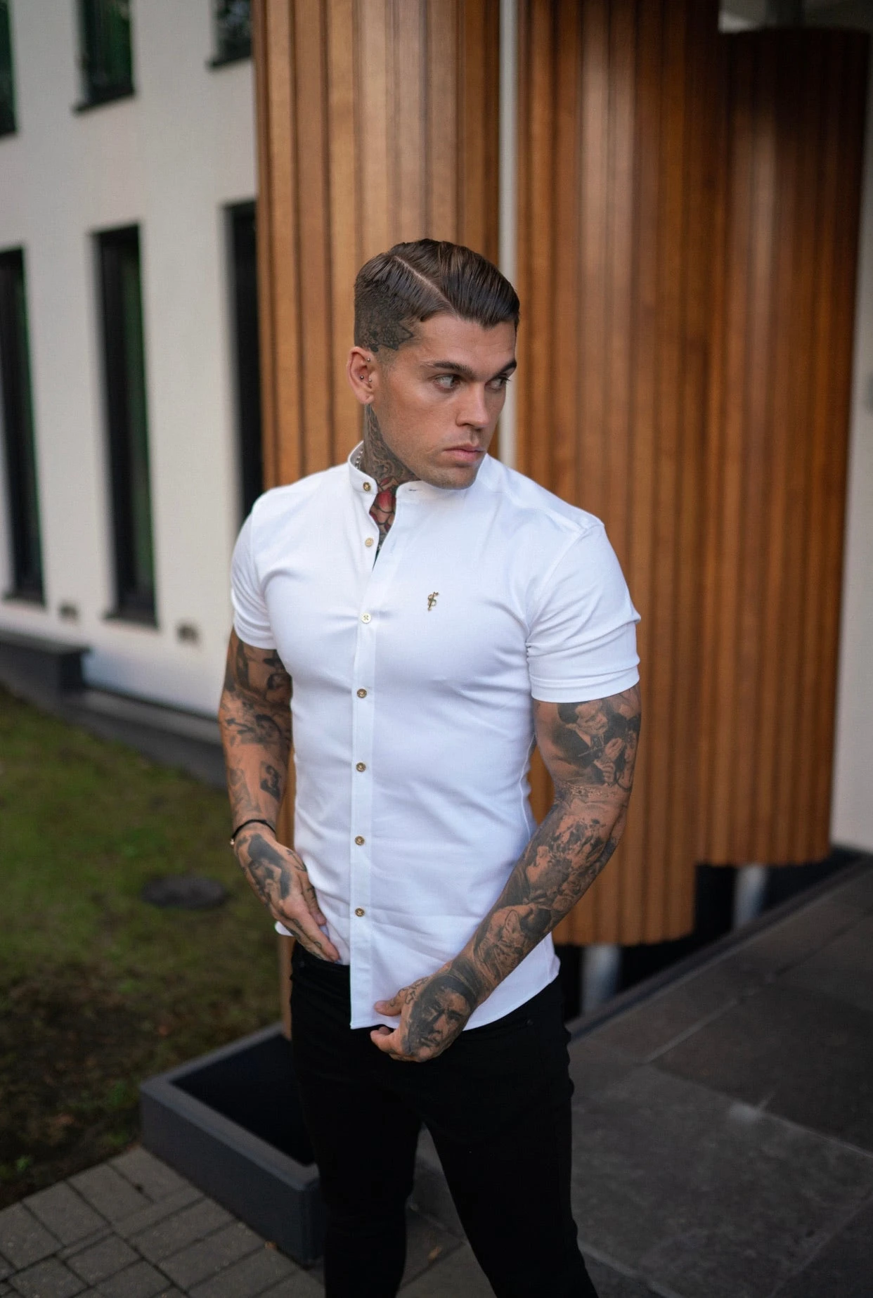 Father Sons Super Slim Stretch White Denim Short Sleeve Grandad Collar With Metal Buttons And Decal Emblem - FS720